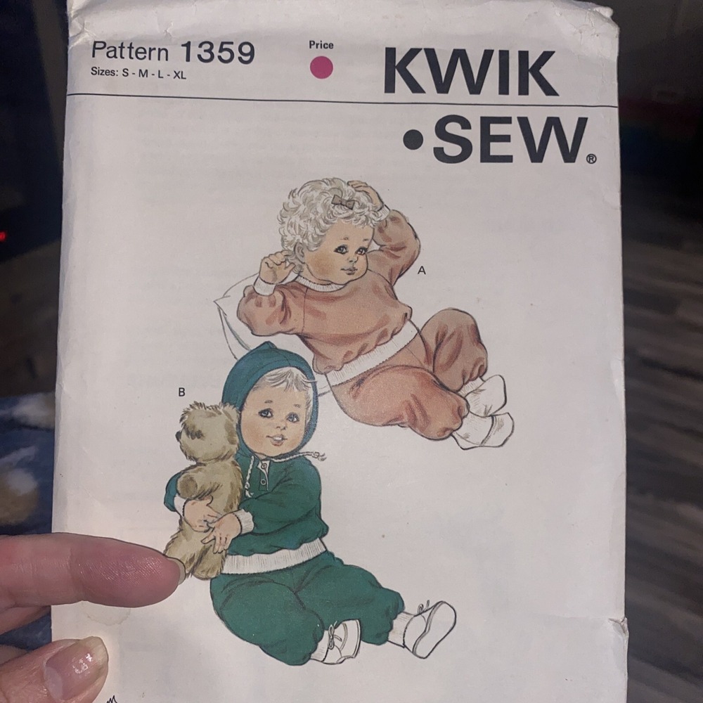 1980s Baby Jogging Suit KWIK SEW 1359 Pattern Kerstin Martensson S-XL UNCUT